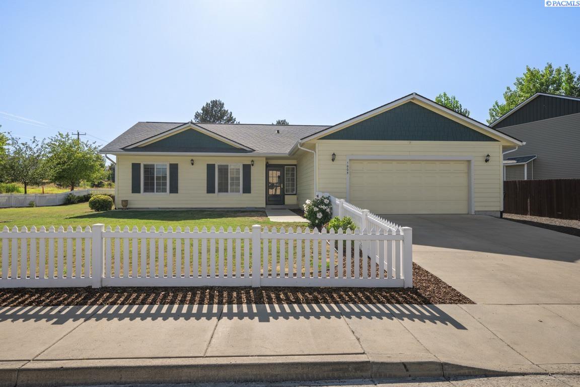 1005 SW Marcia St.