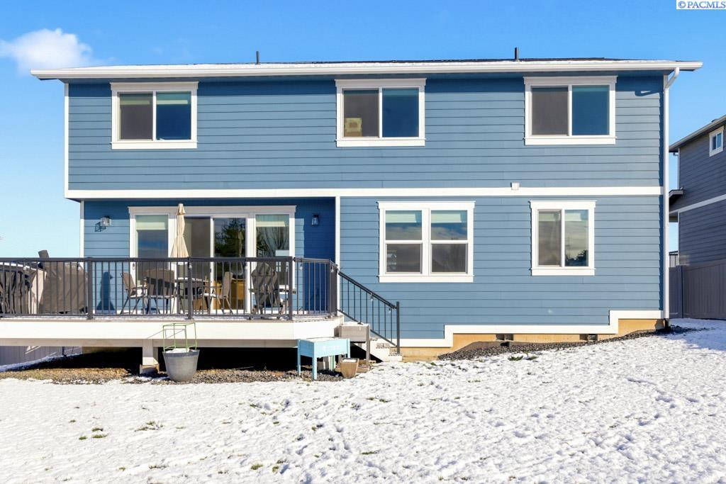 825 SW Iyla Ct.