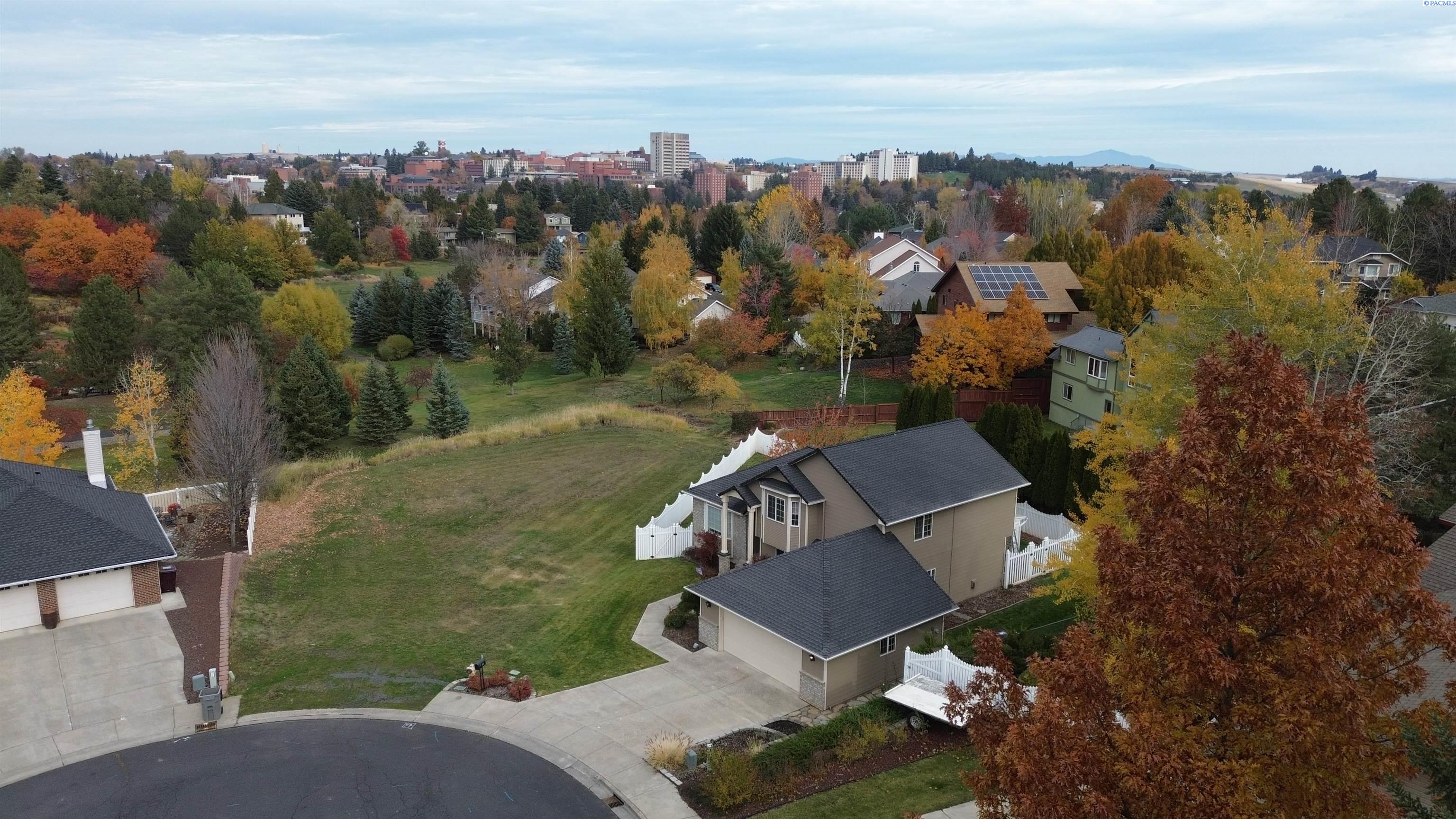 615 SE Alderwood Ct.