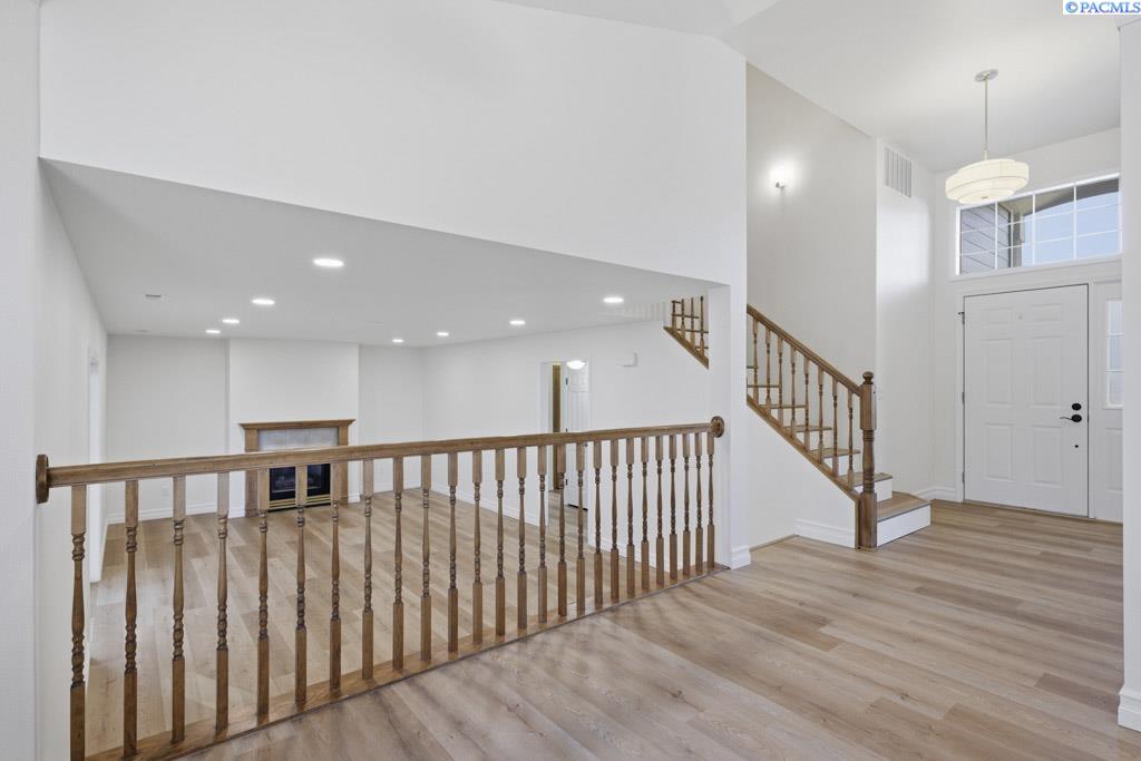 615 SE Alderwood Ct.