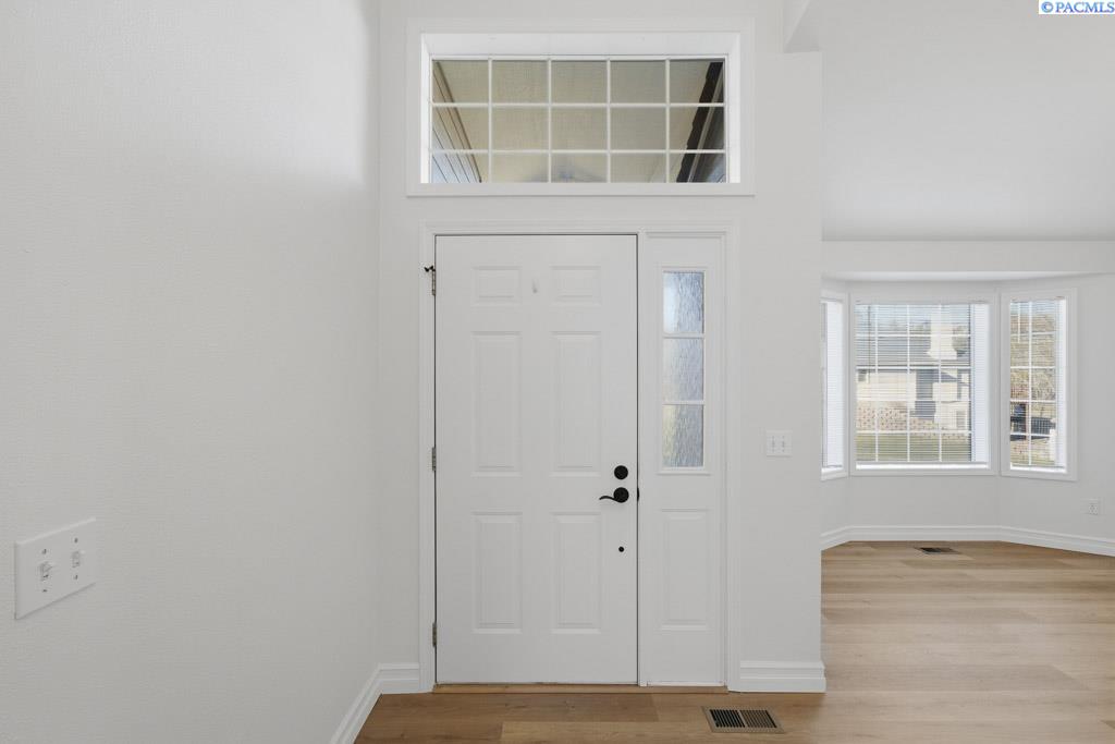 615 SE Alderwood Ct.