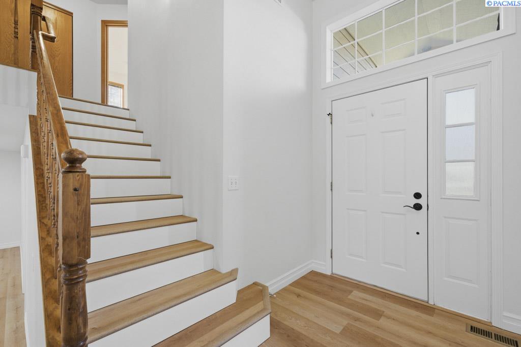 615 SE Alderwood Ct.