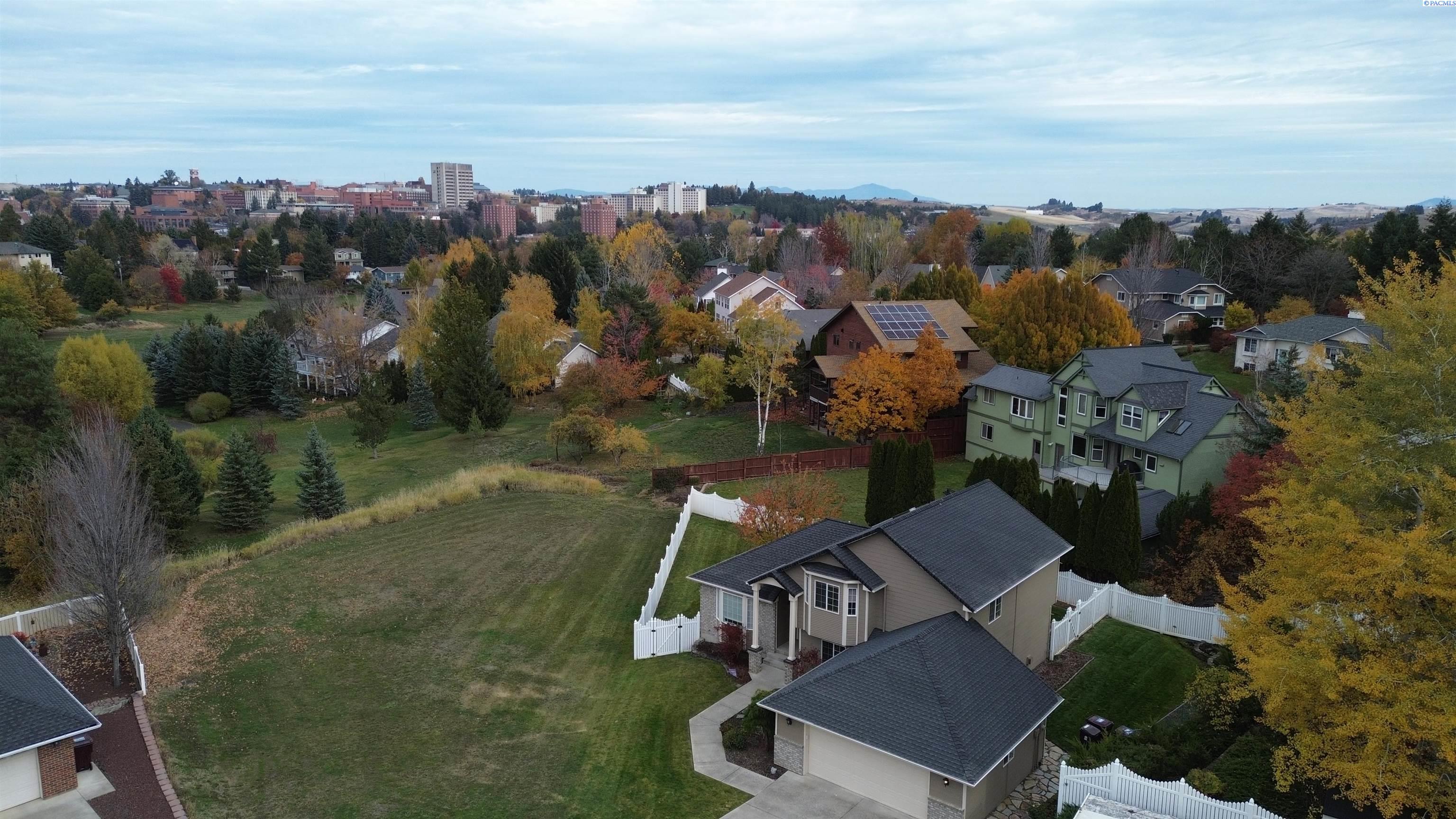 615 SE Alderwood Ct.