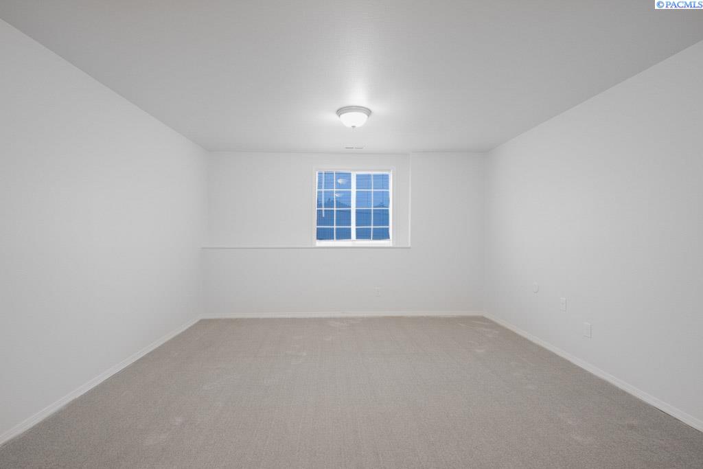 615 SE Alderwood Ct.