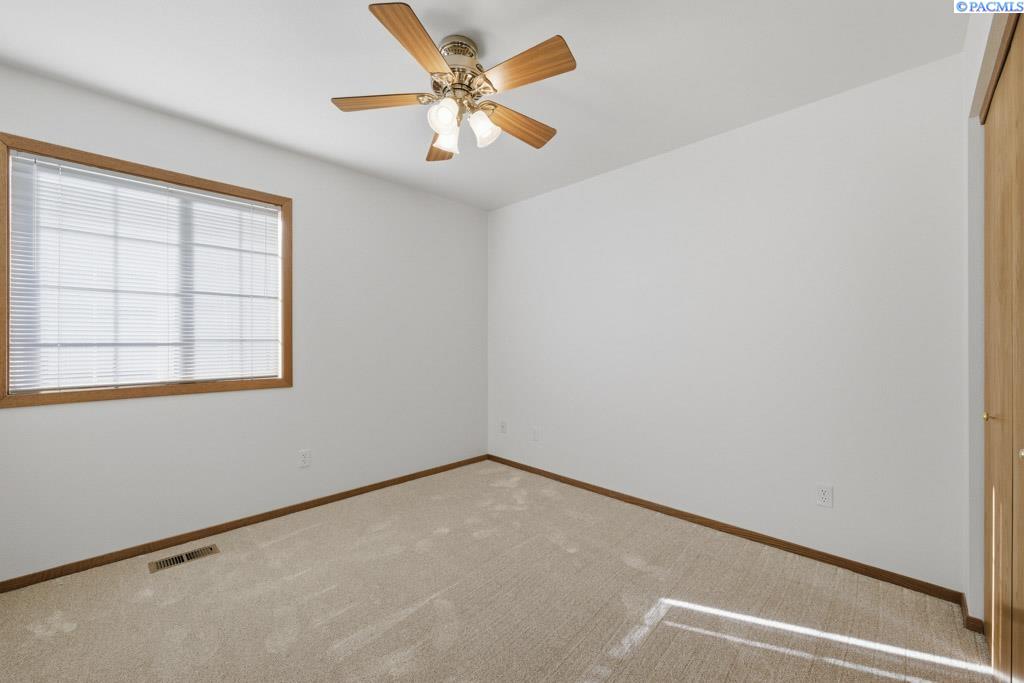 615 SE Alderwood Ct.