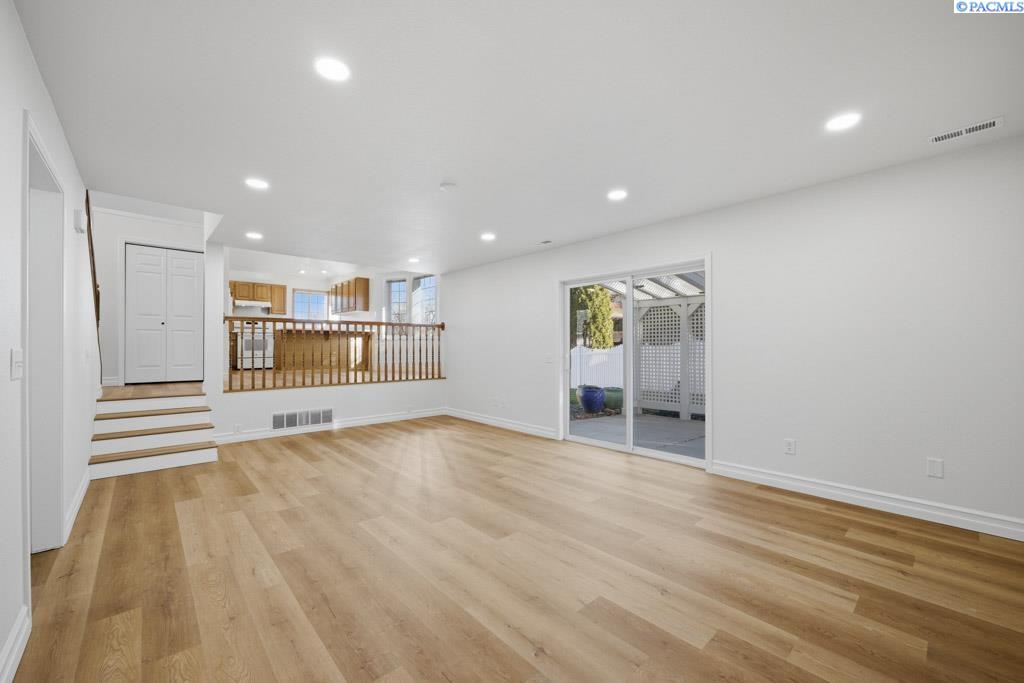 615 SE Alderwood Ct.