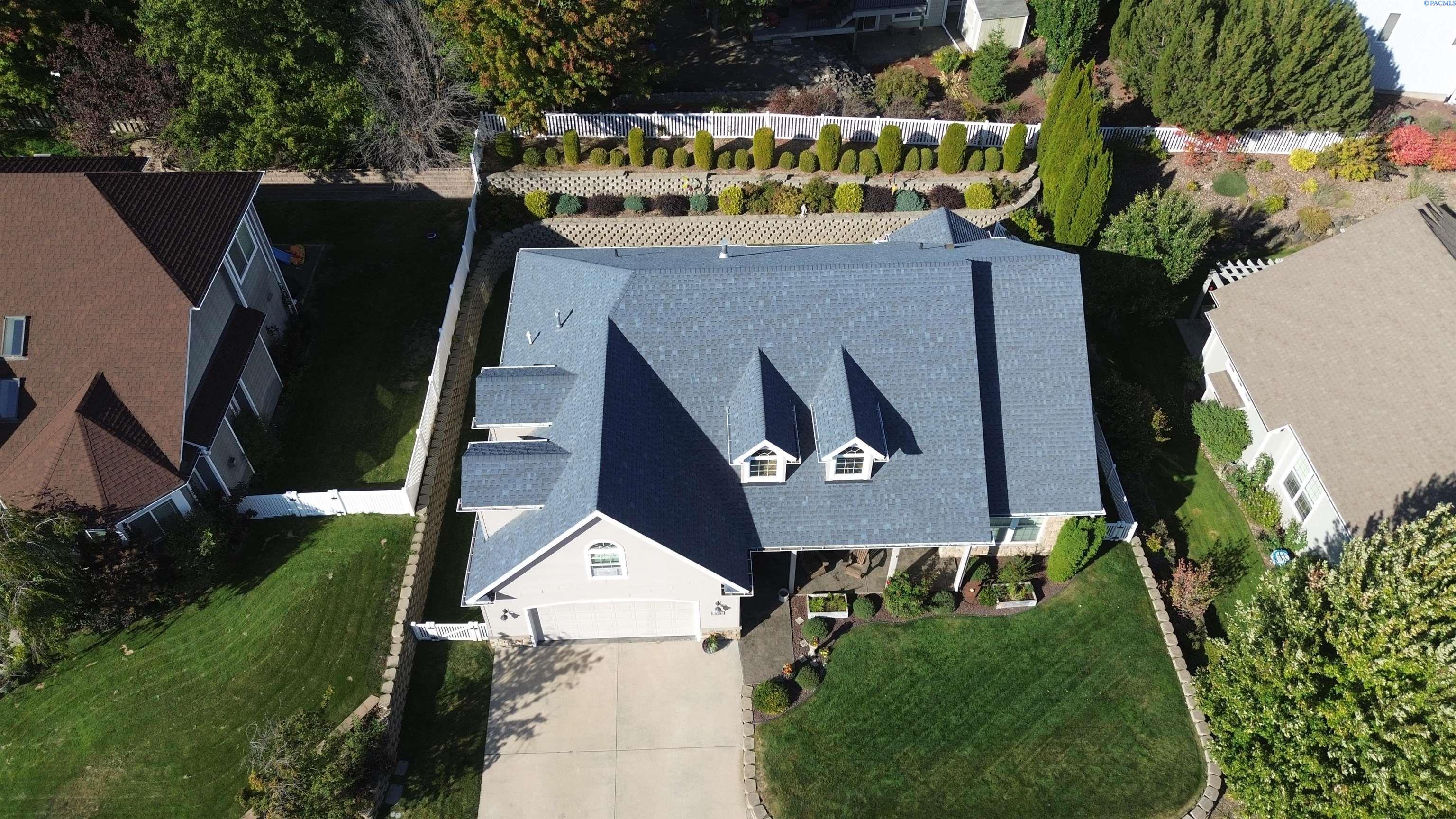 520 SW Sundance Ct.