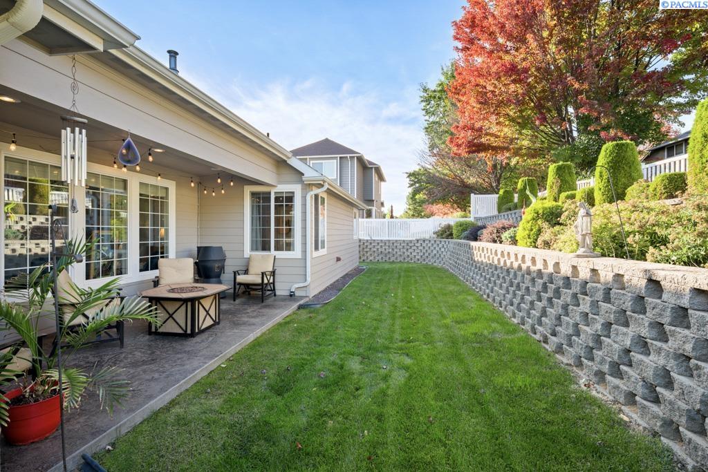 520 SW Sundance Ct.