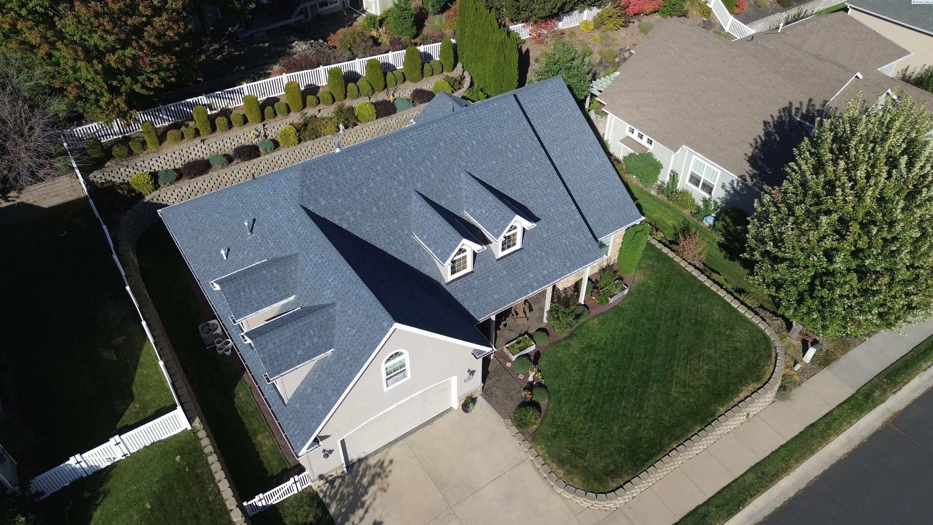 520 SW Sundance Ct.