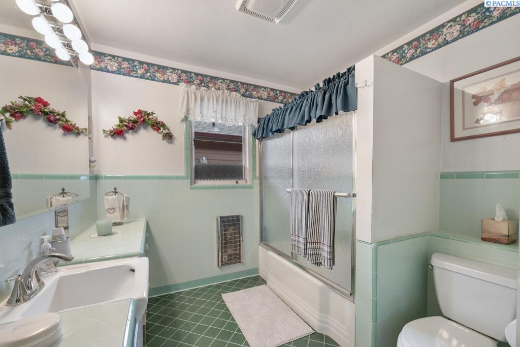 407 Steptoe Street