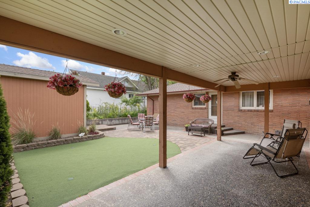 407 Steptoe Street