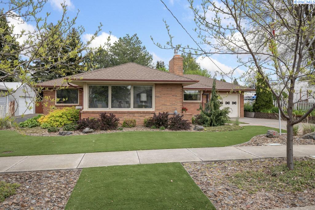407 Steptoe Street