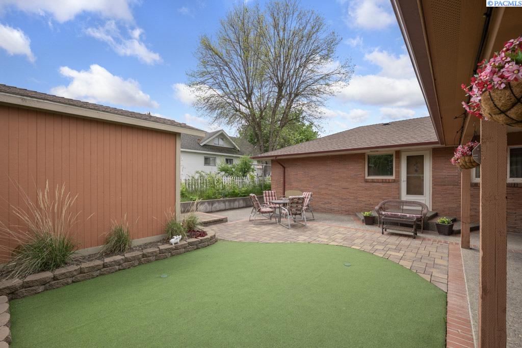 407 Steptoe Street