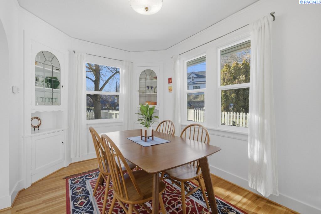 240 SW Blaine Street