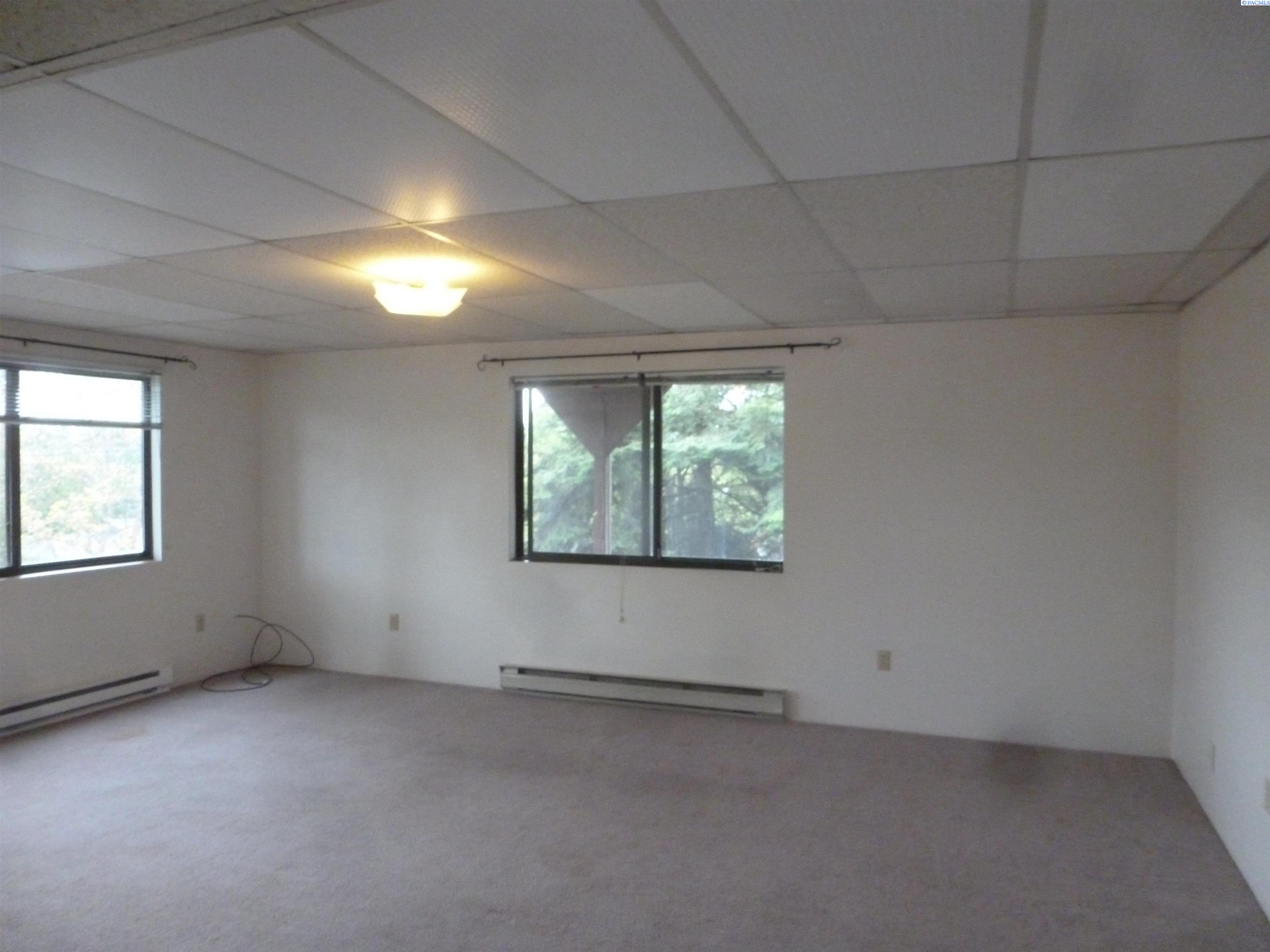 405 NW North Street