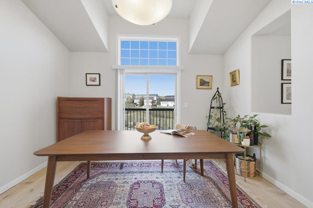 210 NW Terreview Drive, #E