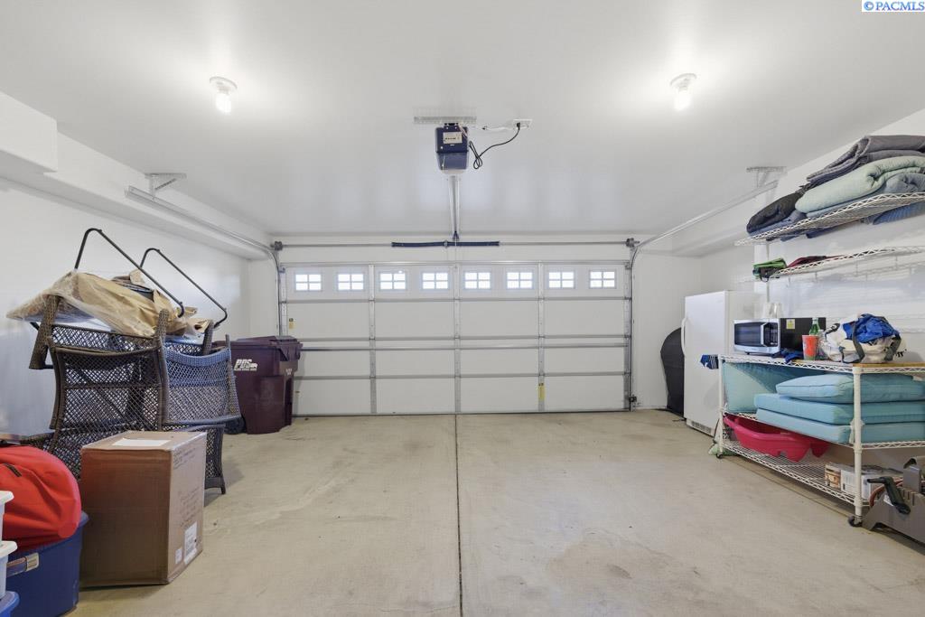 210 NW Terreview Drive, #E