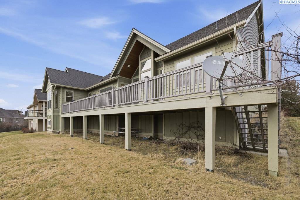 1735 SW Casey Ct