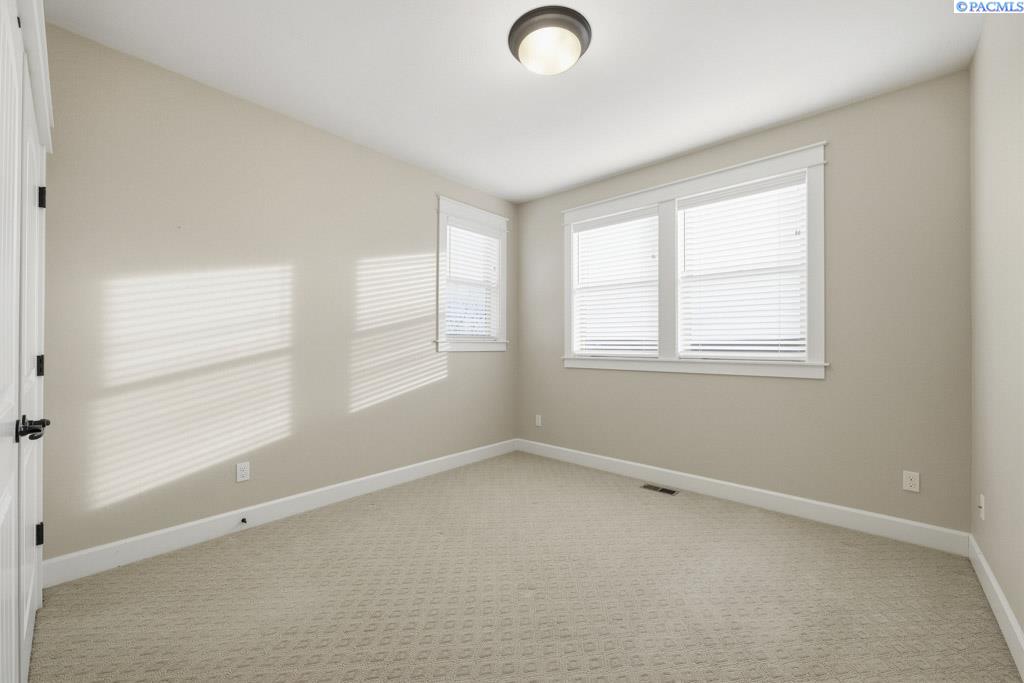 1735 SW Casey Ct