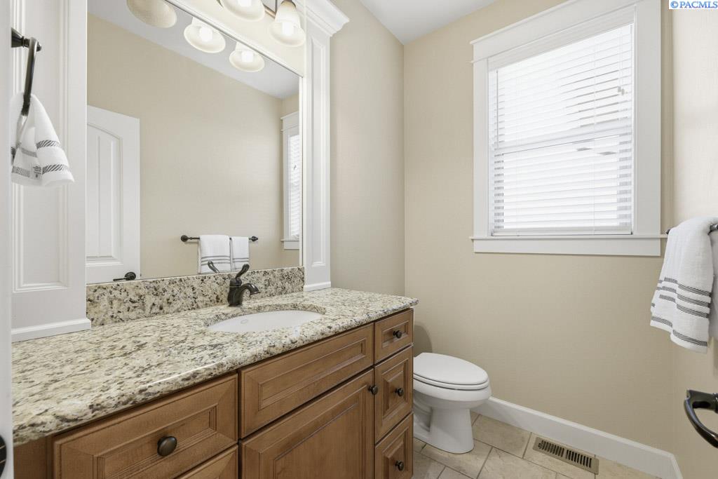 1735 SW Casey Ct