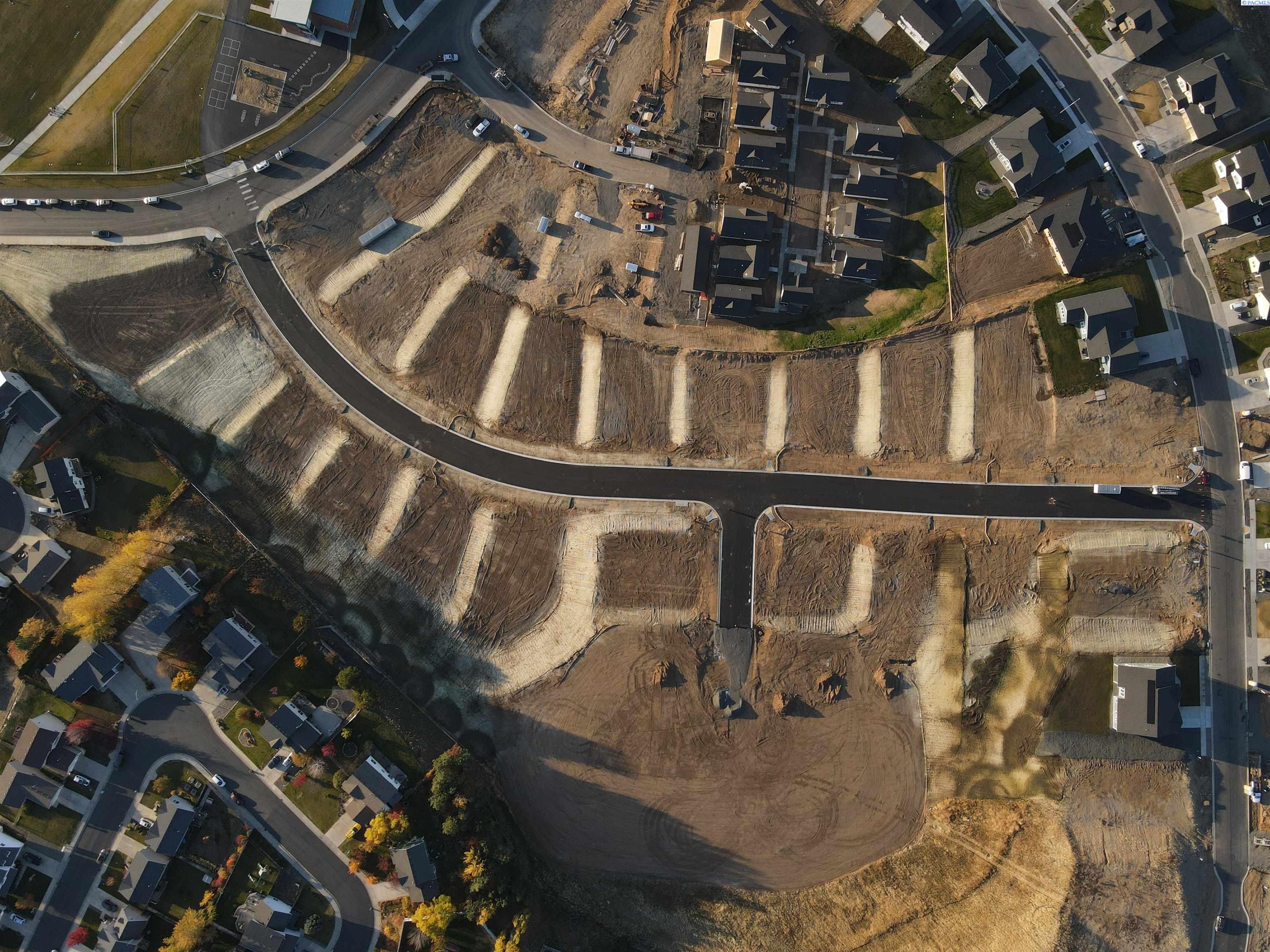 1265 NW Overlook Drive