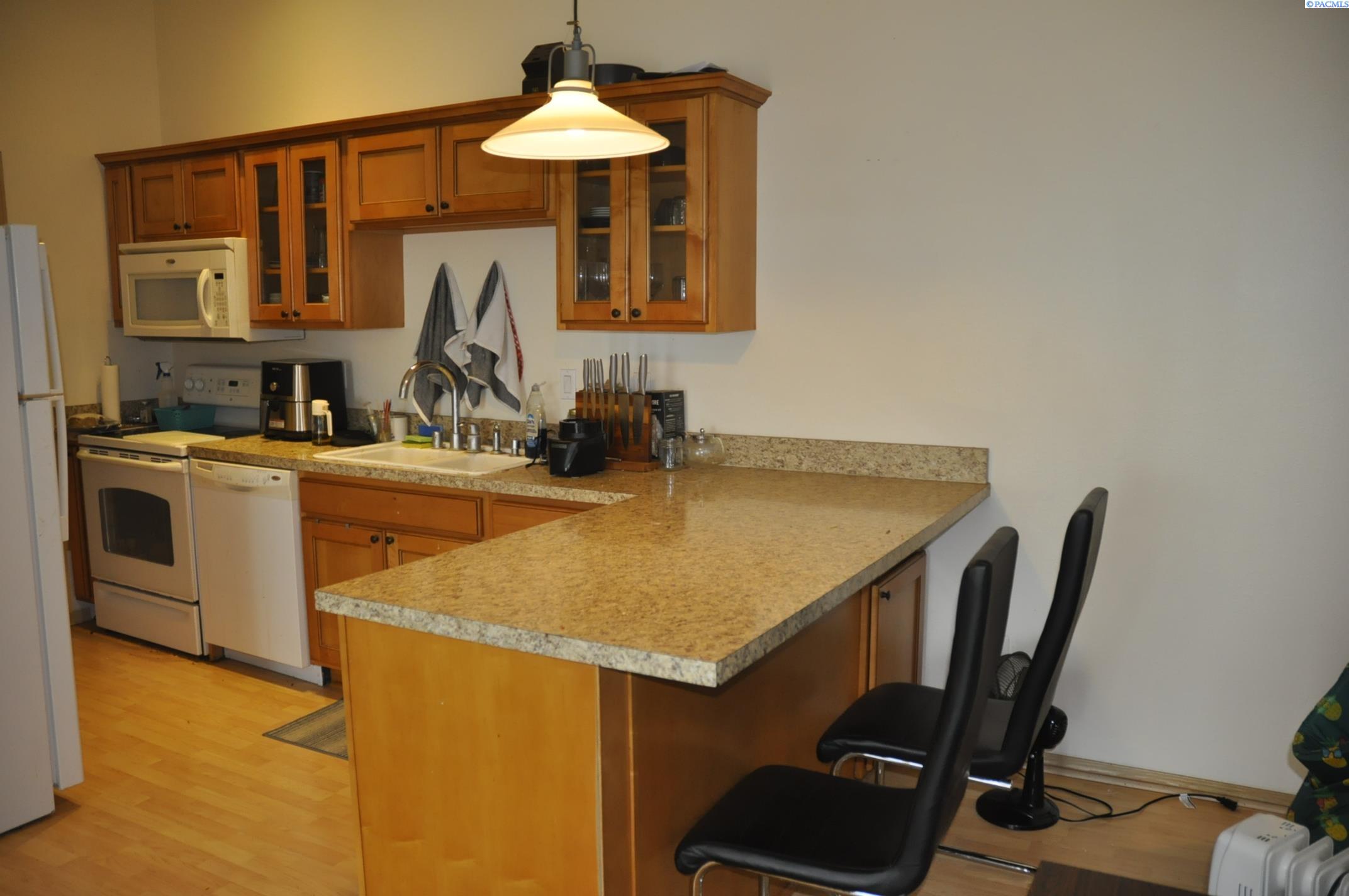 1645 NE Merman Dr. #b-301 # 301 Unit: B-301