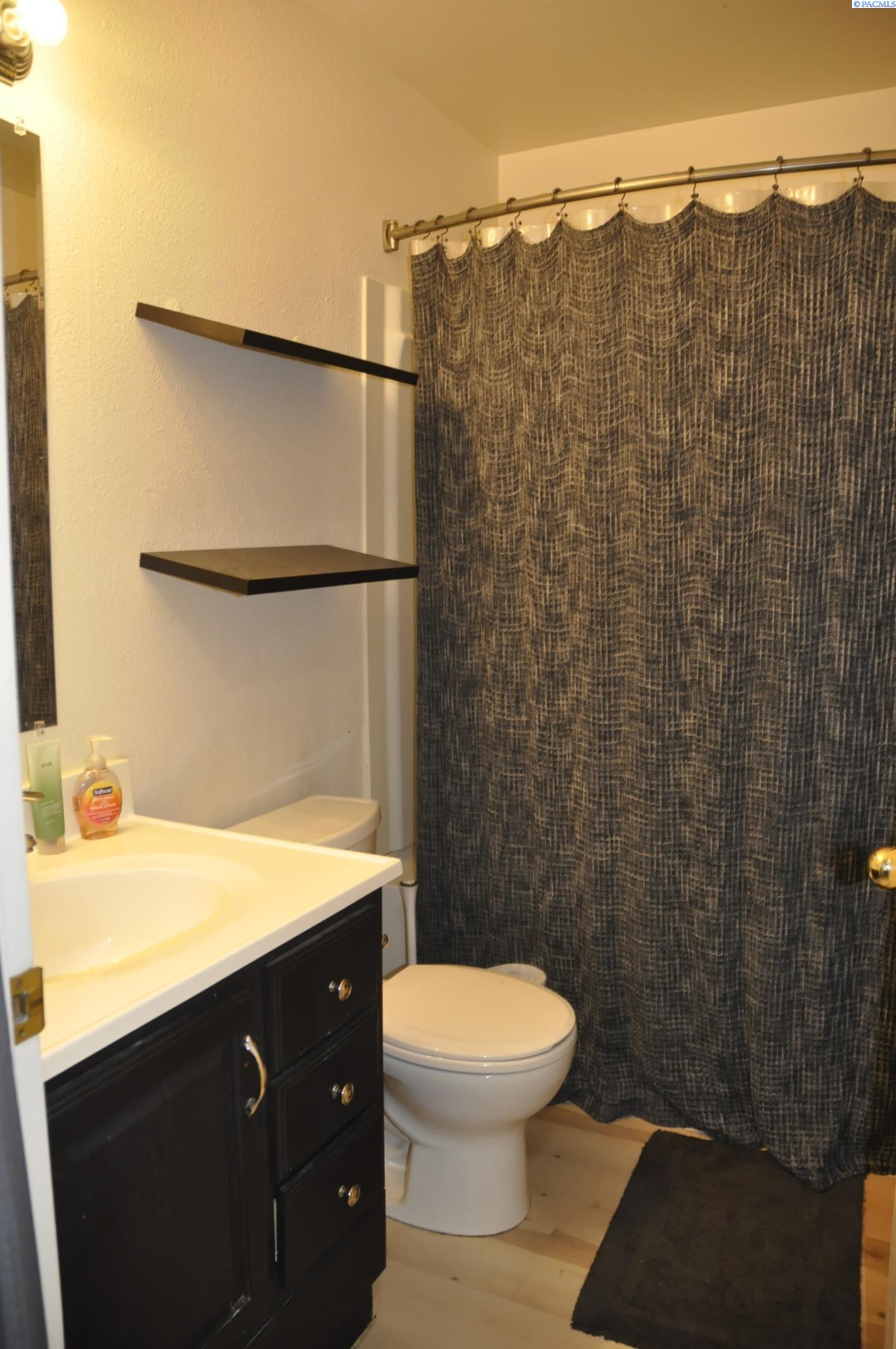 1645 NE Merman Dr. #b-301 # 301 Unit: B-301