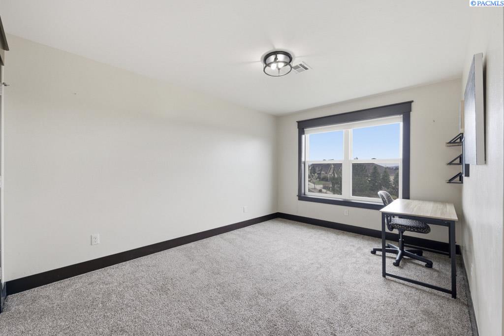 200 SW Barclay Ct.