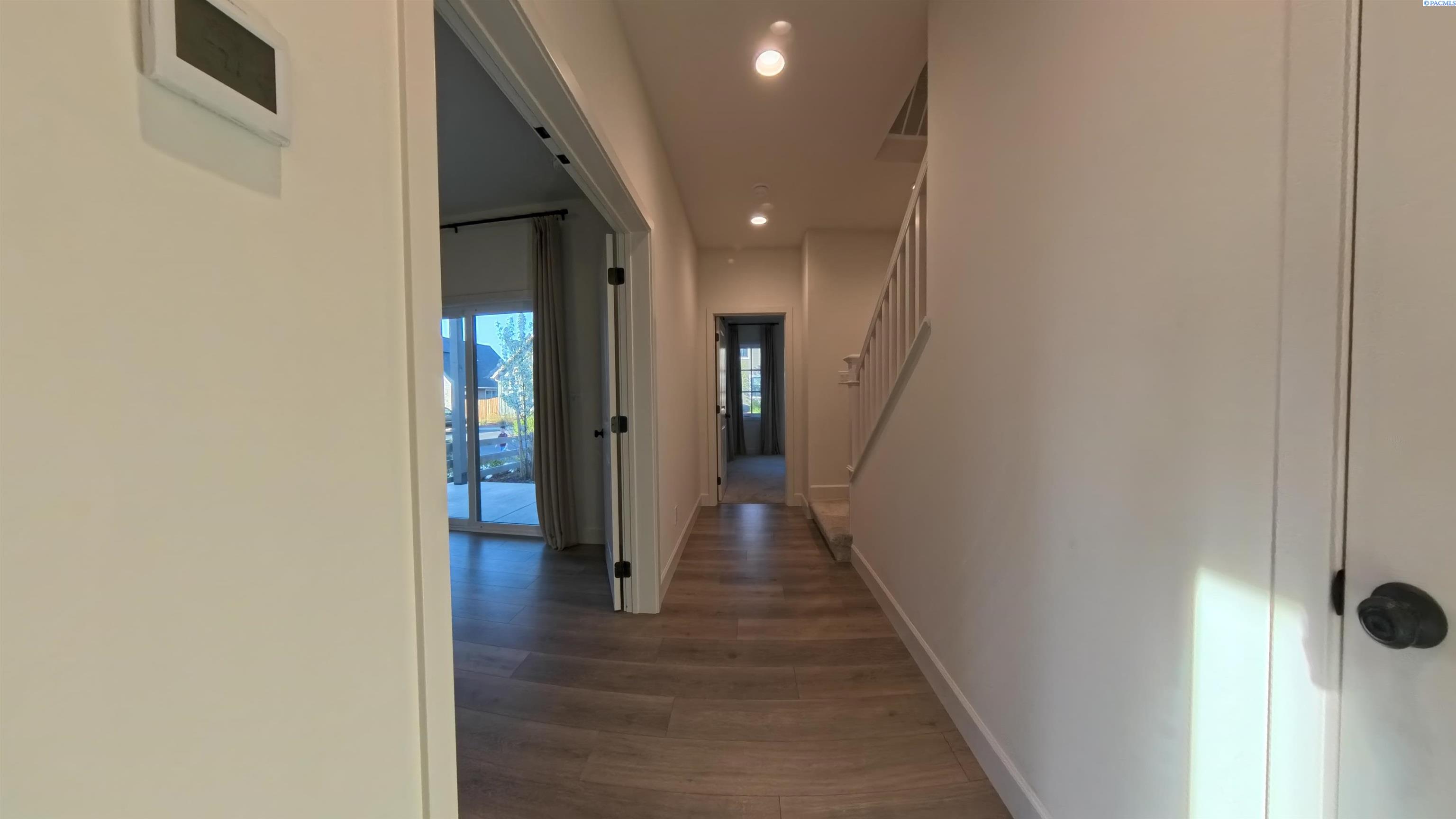 2045 NW Hidden View Ct #1 # 1