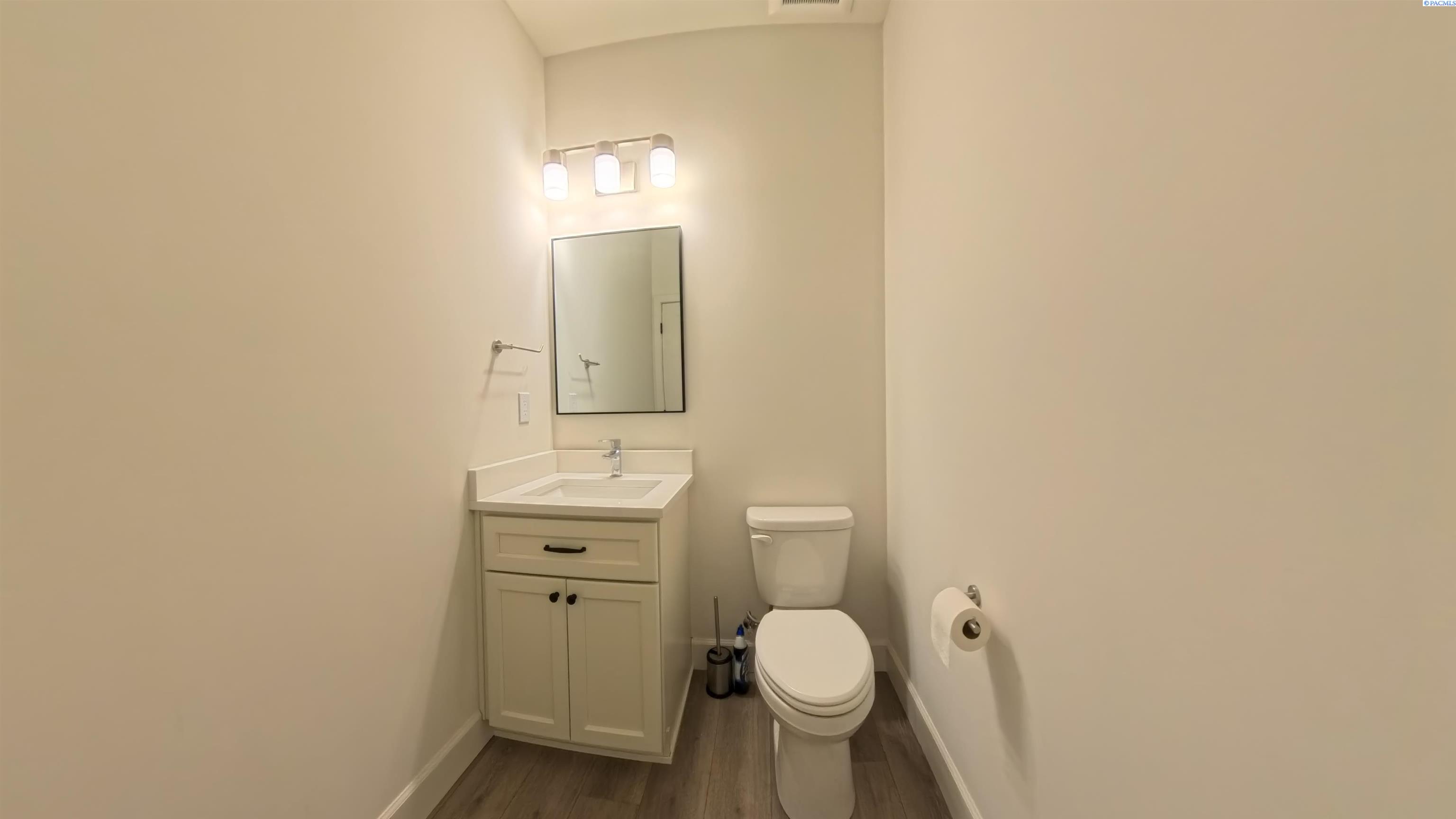 2045 NW Hidden View Ct #1 # 1
