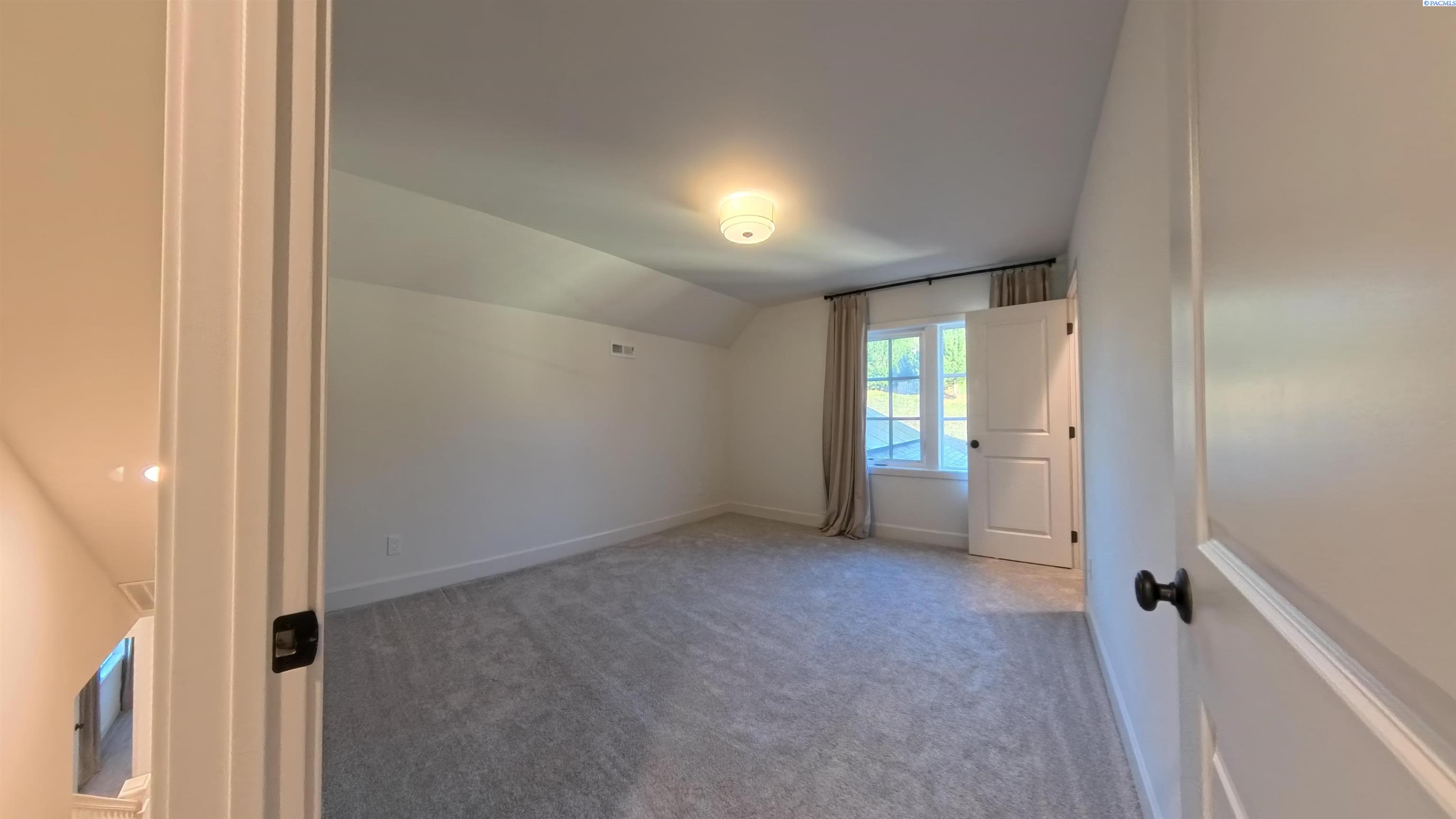 2045 NW Hidden View Ct #1 # 1