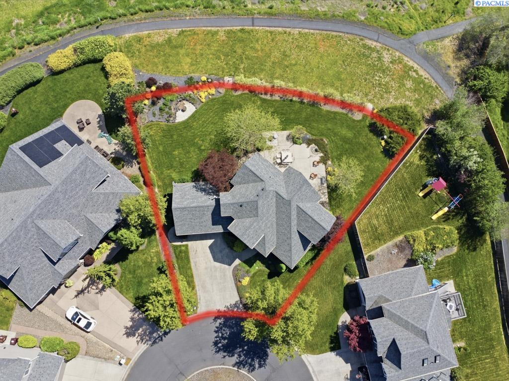 1525 NW Nicole Ct