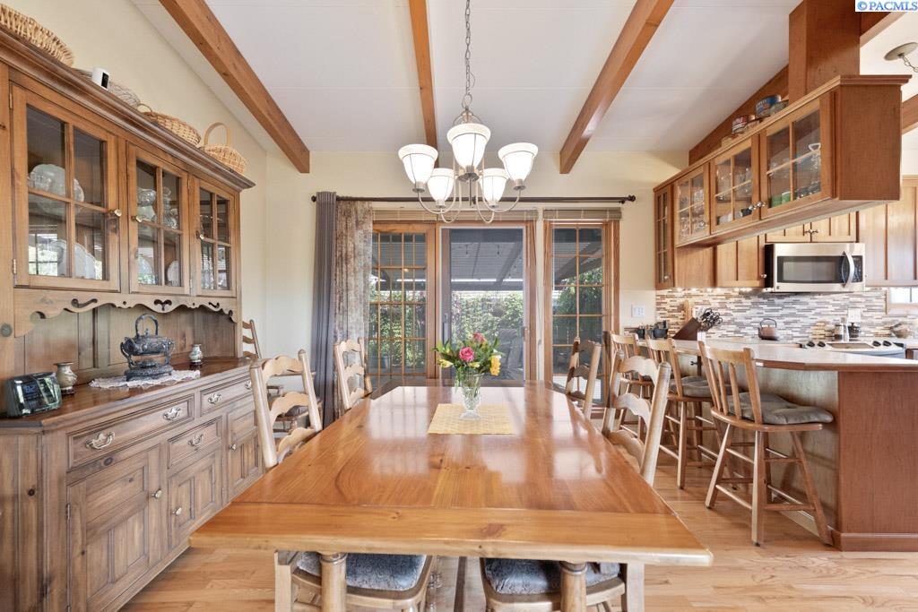 135 SW Elm Street