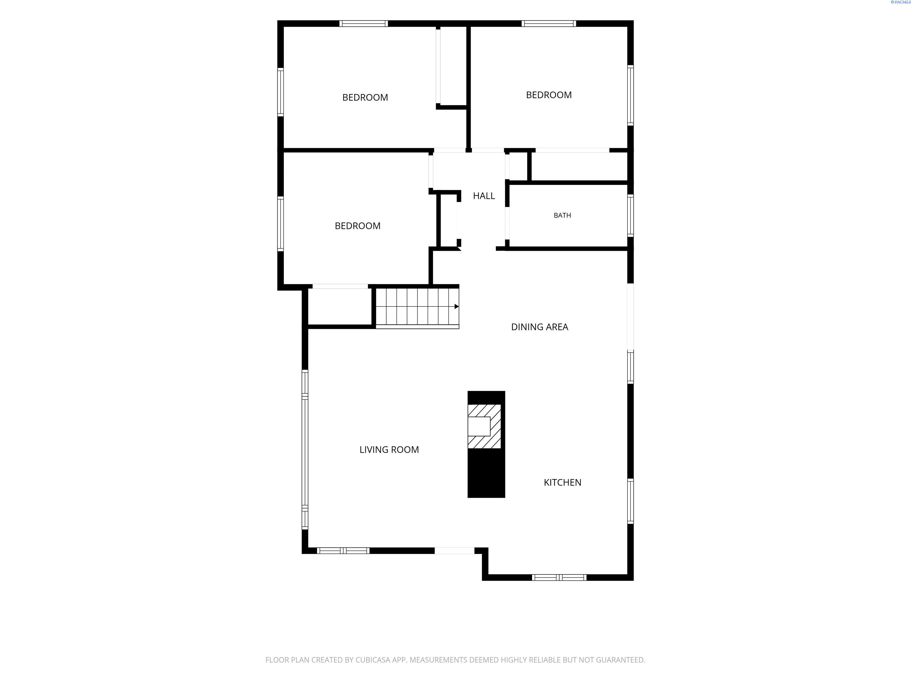 135 SW Elm Street