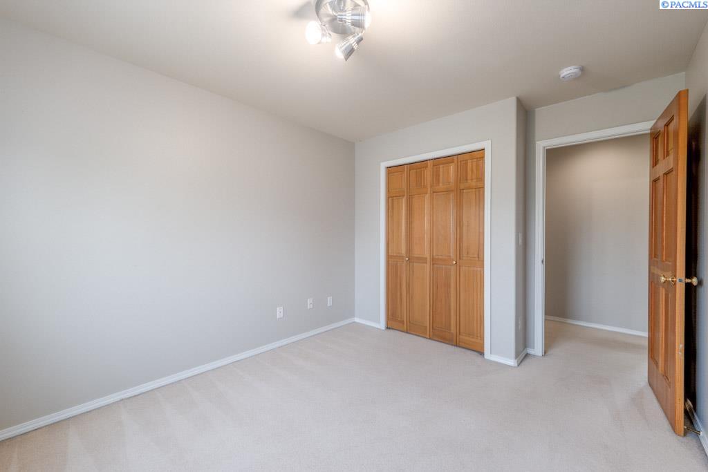 1715 NW Nicole Ct.