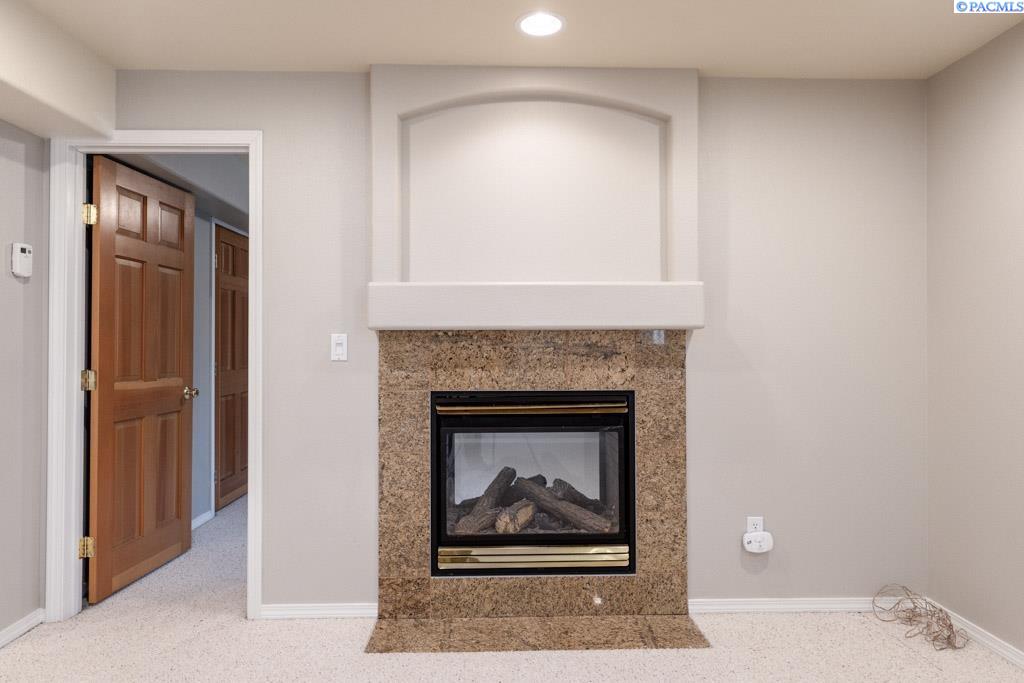 1715 NW Nicole Ct.