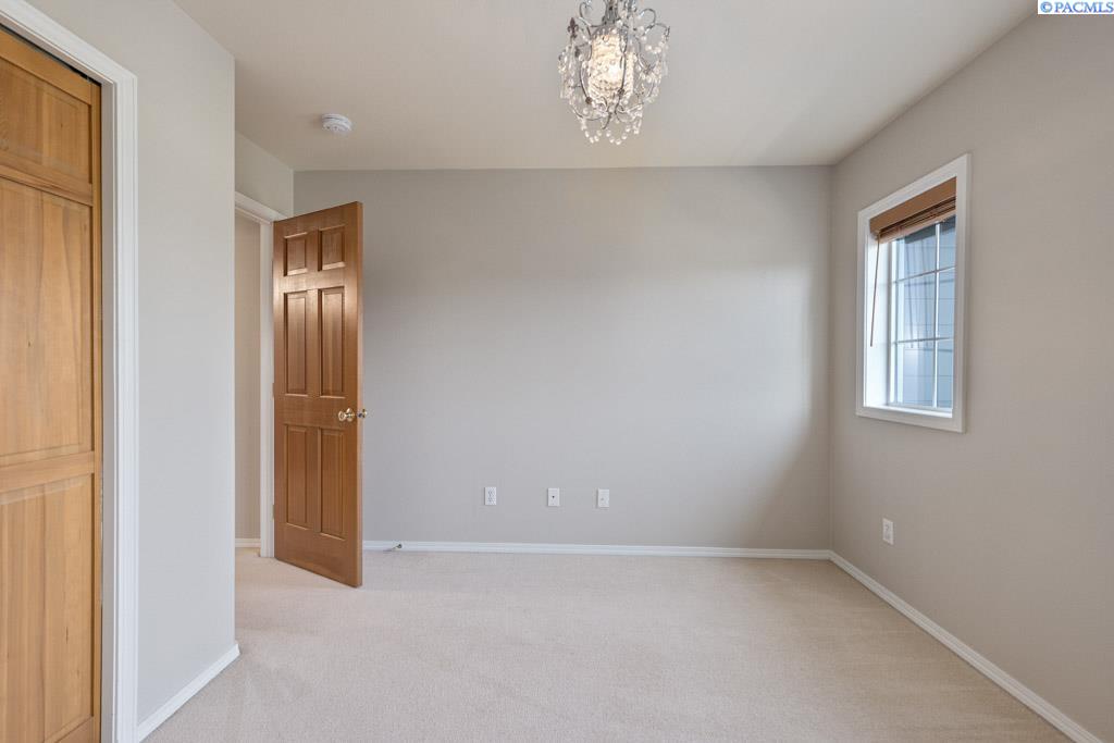 1715 NW Nicole Ct.