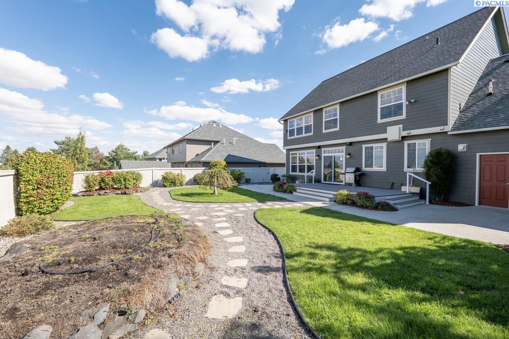 1720 NW Nicole Ct.