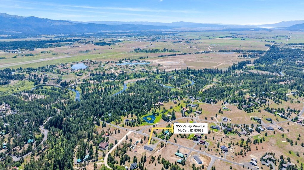 955 Valley View Lane, McCall