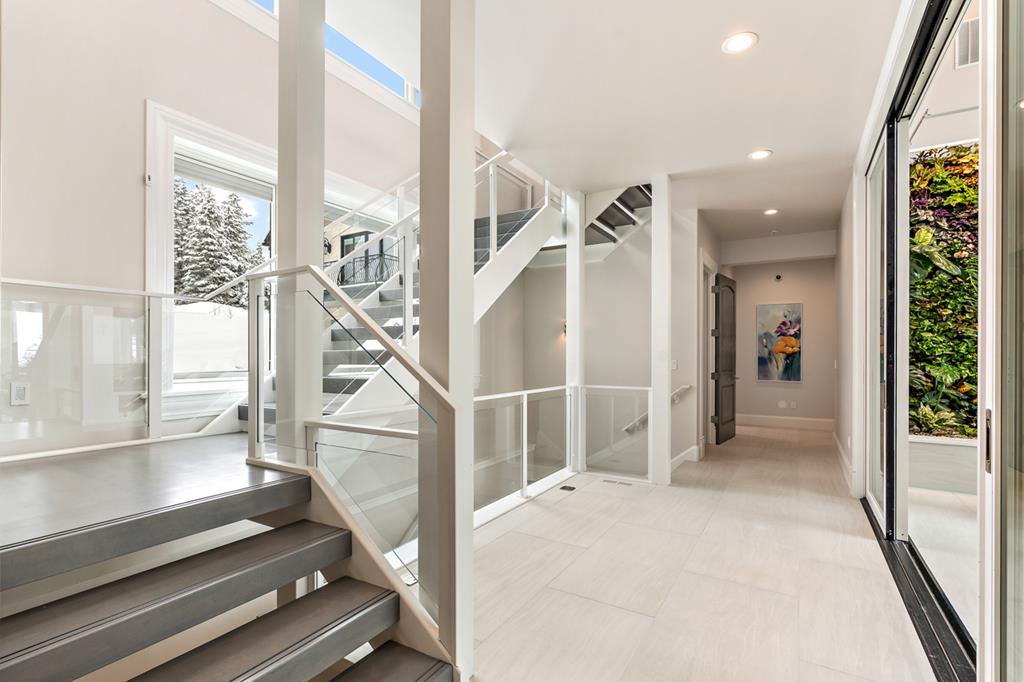 649 Migratory Ridge, McCall