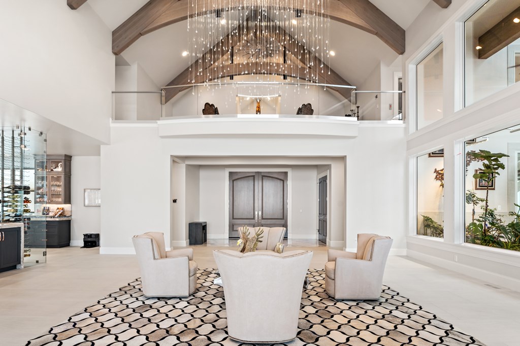 649 Migratory Ridge, McCall
