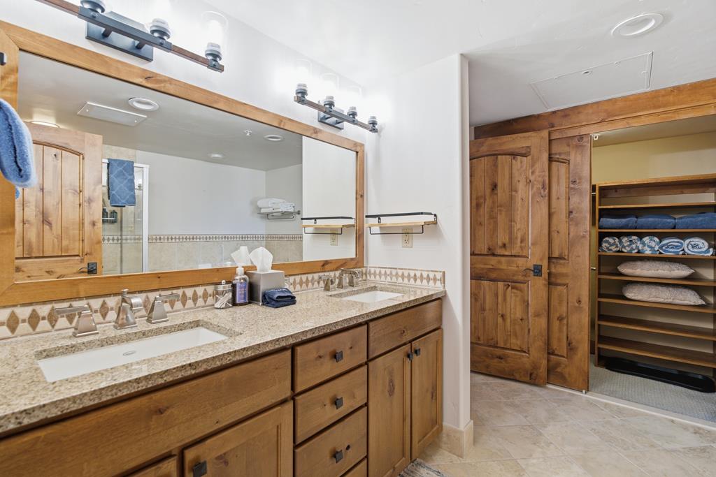 75 Arling Center Court # 211