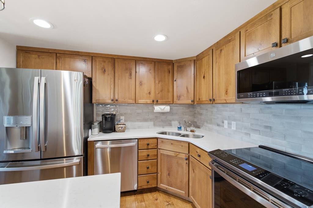 75 Arling Center Court # 211