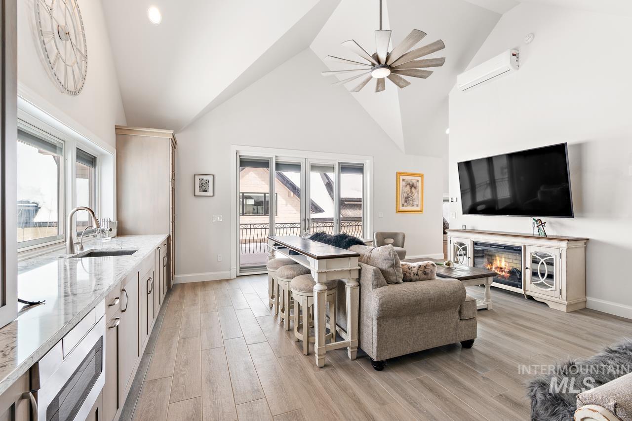 649 Migratory Ridge Way