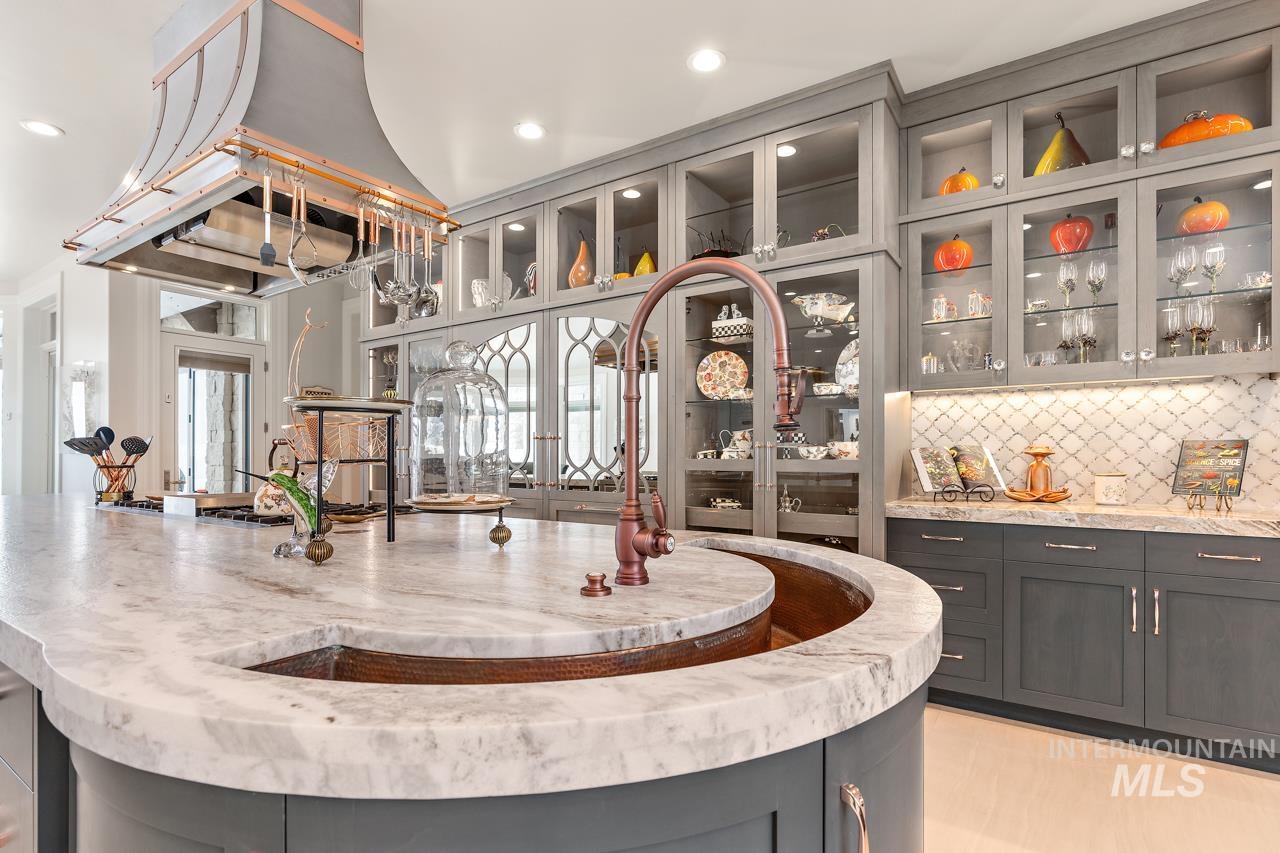 649 Migratory Ridge Way