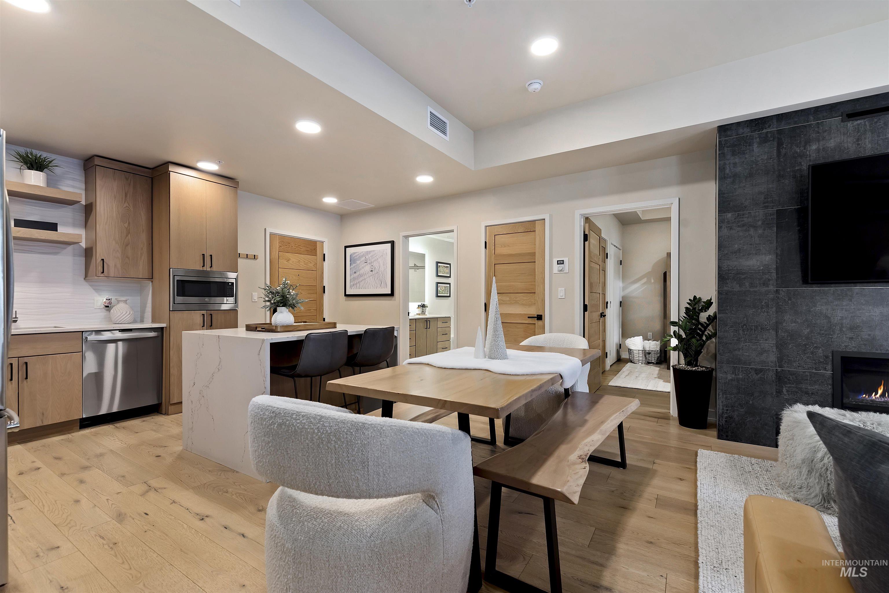780 Village Drive Unit: 312