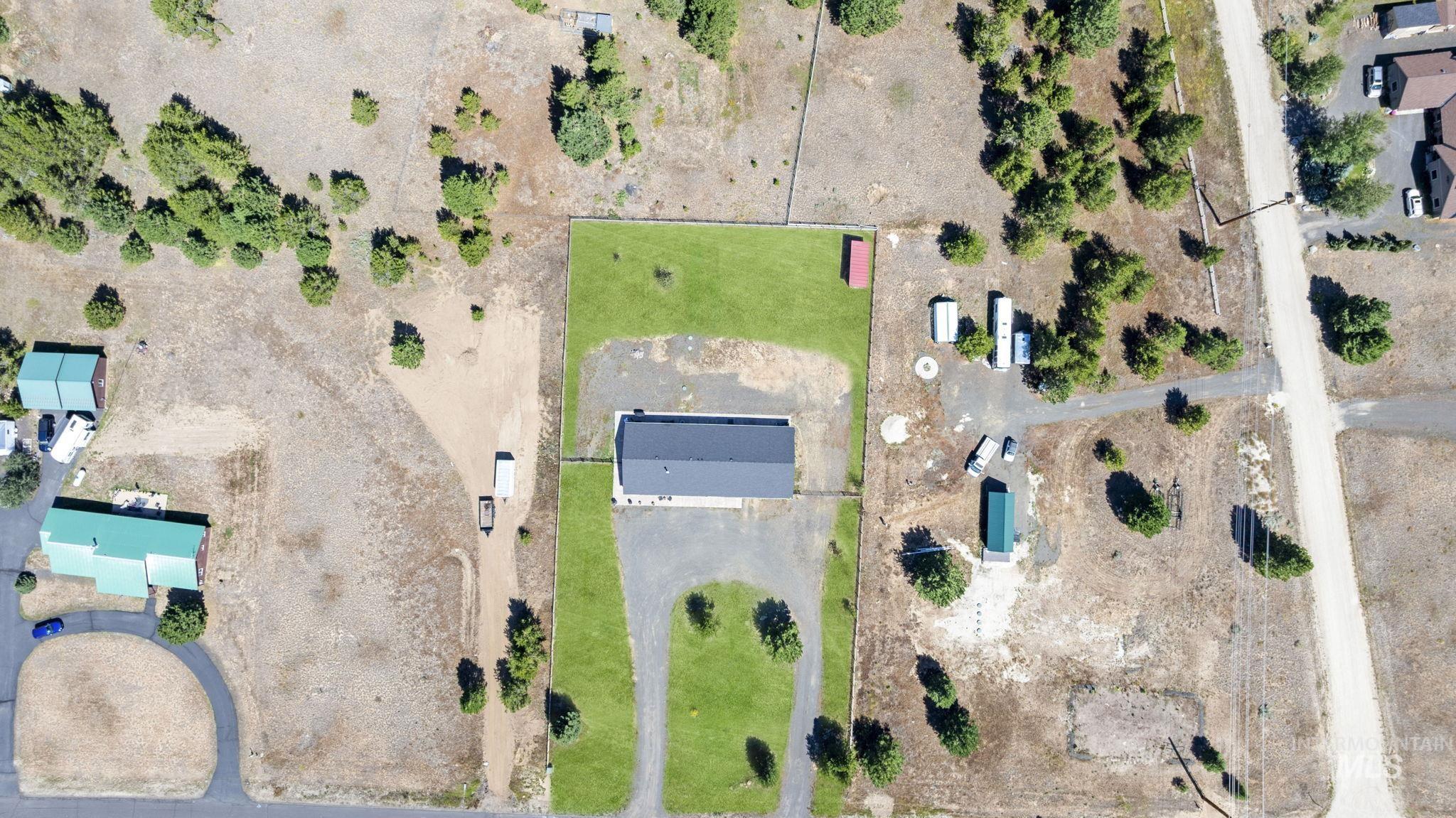 955 Valley View Lane