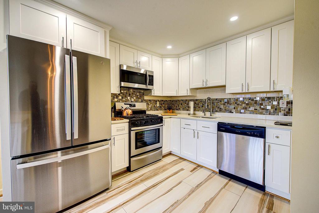 1367 ADAIR ROAD