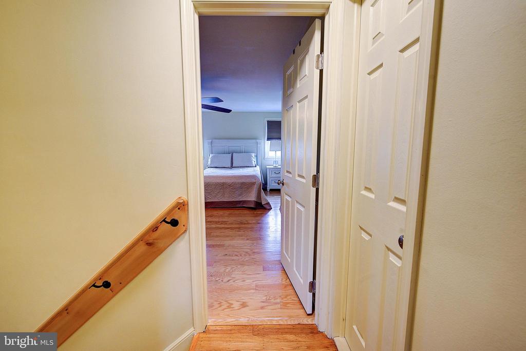 1367 ADAIR ROAD
