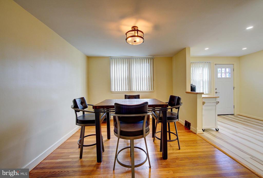 1367 ADAIR ROAD